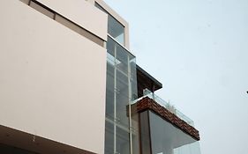 FLAT06.Tendean